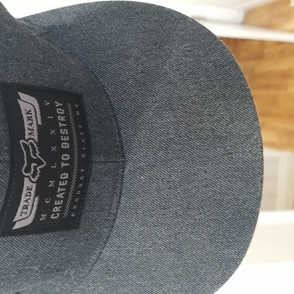 Fox brand  Created To Destroy dark gray adjustable hat - Picture 5 of 5